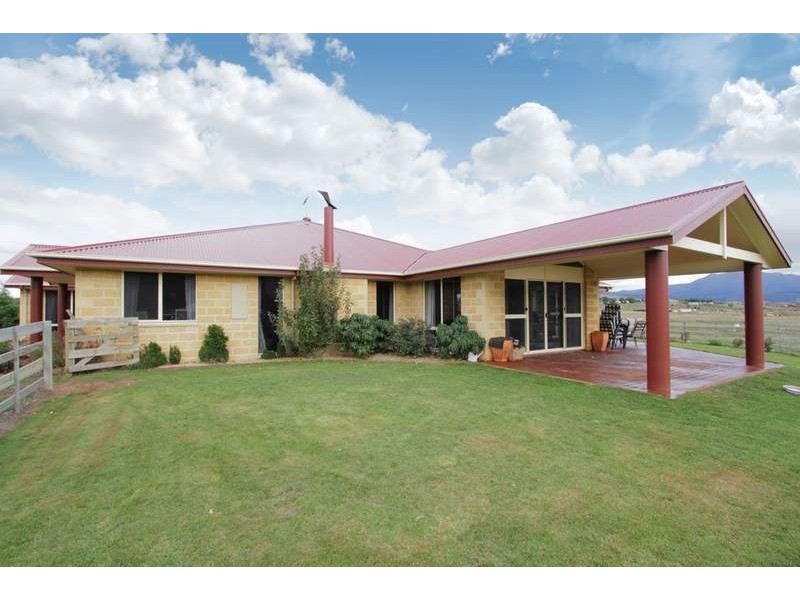 2 Blackburn Avenue, Pontville TAS 7030