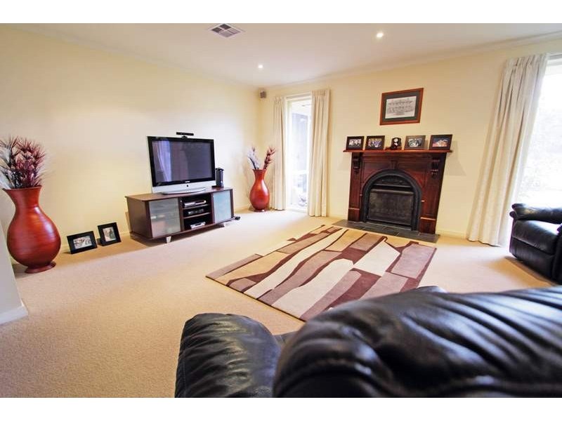 2 Blackburn Avenue, Pontville TAS 7030