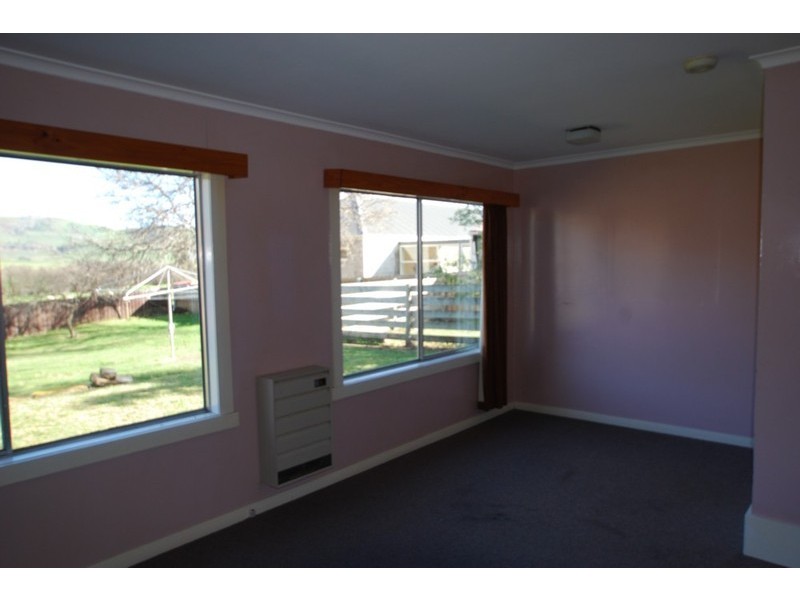 83 Main Street, Kempton TAS 7030