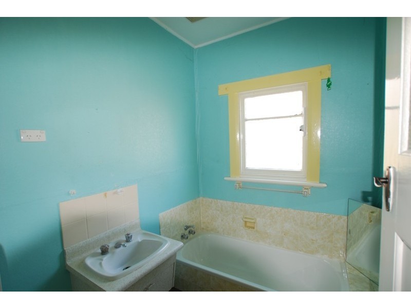 83 Main Street, Kempton TAS 7030