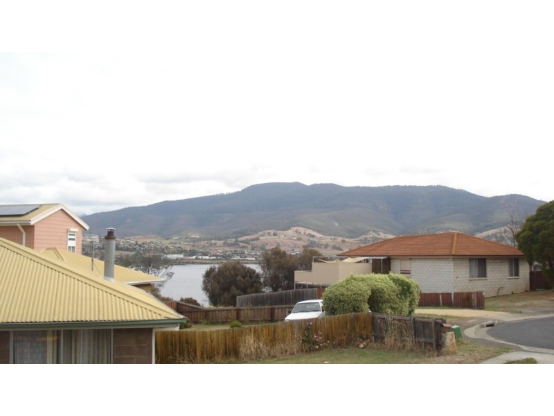 29 Calvert Crescent, Herdsmans Cove TAS 7030