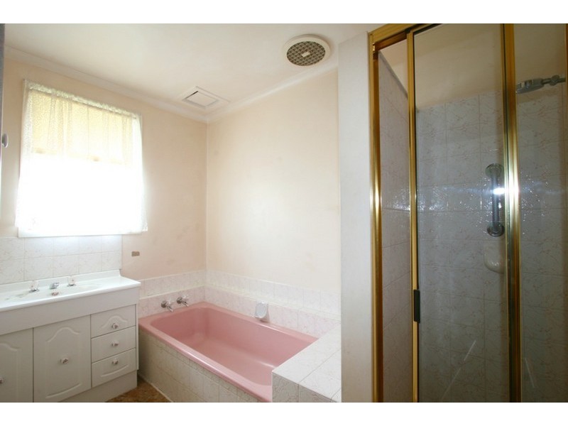 2/43  Katoomba Crescent, Rosetta TAS 7010