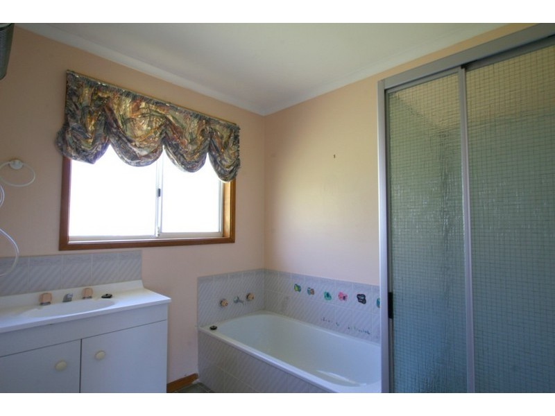 43 Arncliffe Road, Austins Ferry TAS 7011