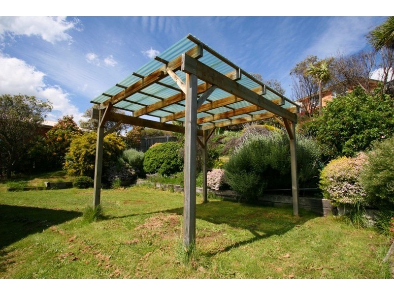 43 Arncliffe Road, Austins Ferry TAS 7011