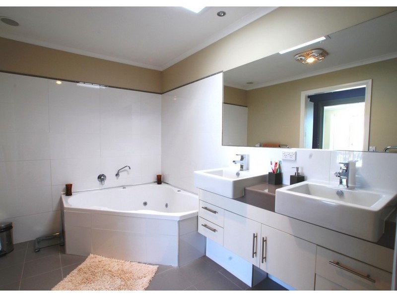 6 Alice Place, Brighton TAS 7030