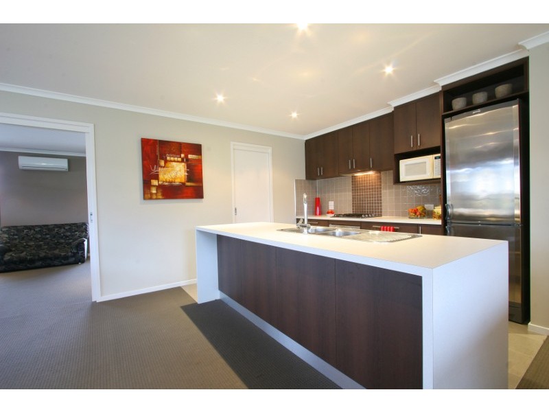 20 Queens Parade, Kingston TAS 7050