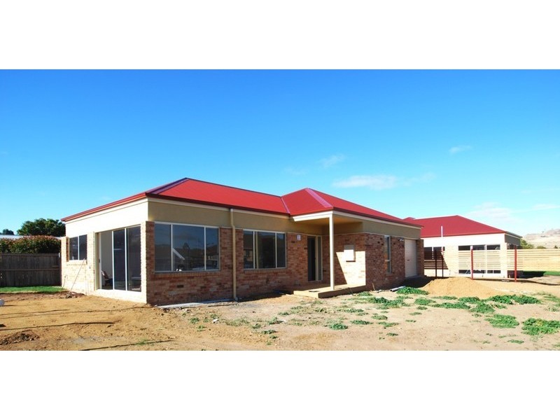 Unit 2/26 Louisa Street, Kempton TAS 7030