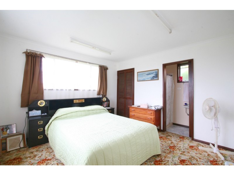 25 Corinda Grove, West Moonah TAS 7009