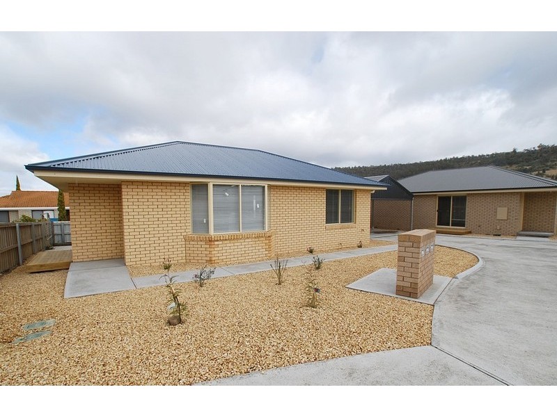 Units 1,2,3 4 Le Compte Place, Bagdad TAS 7030