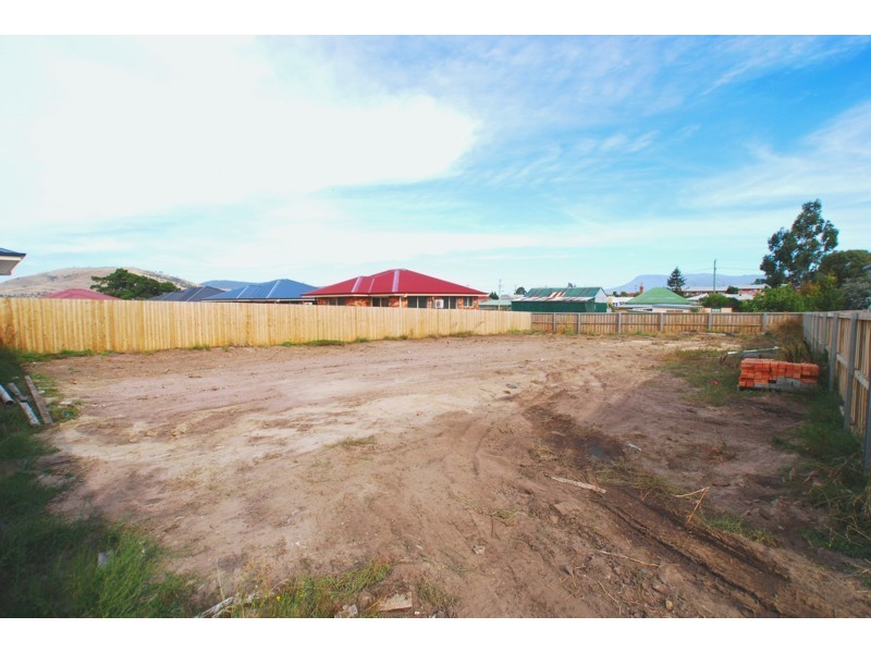 5 Henry Place, Brighton TAS 7030