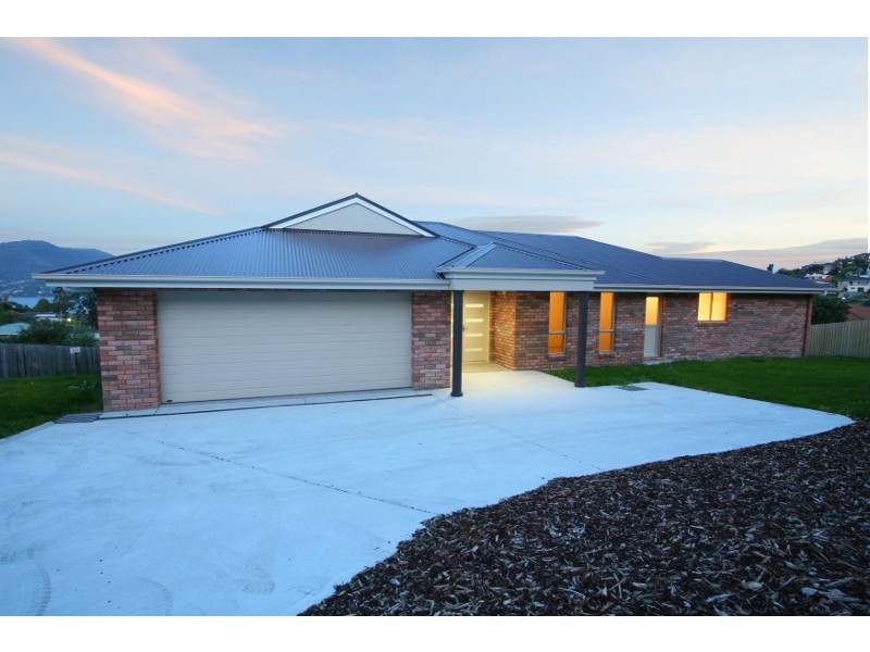 16 Gunn Court, Rosetta TAS 7010