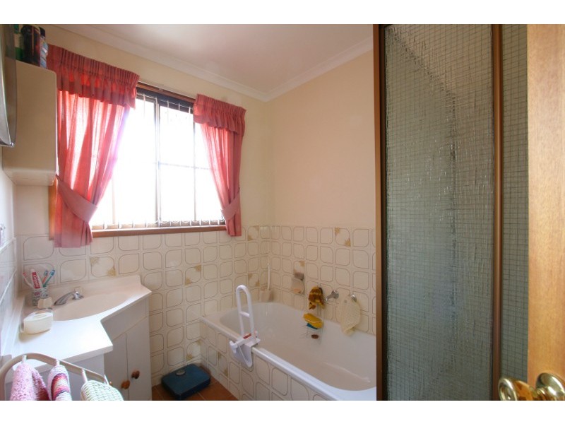 2/80 Wariga Road, Glenorchy TAS 7010