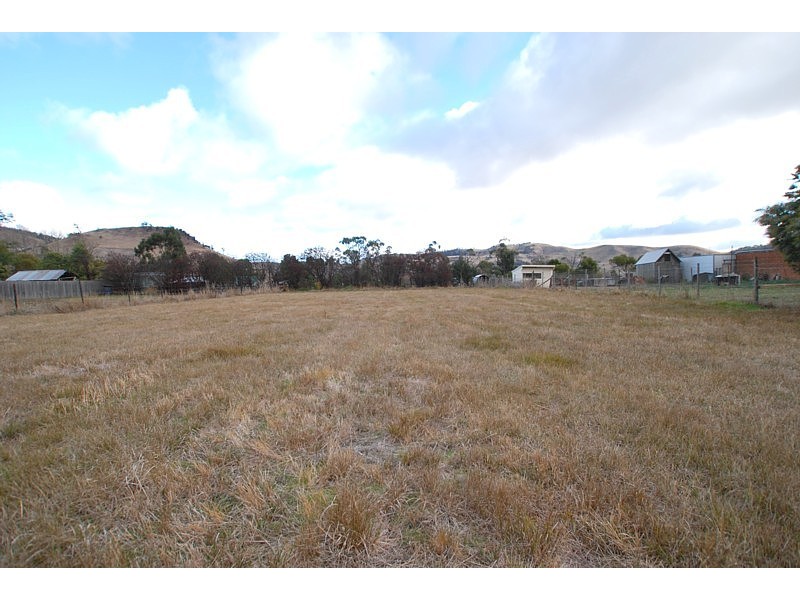 105 Main Street, Kempton TAS 7030