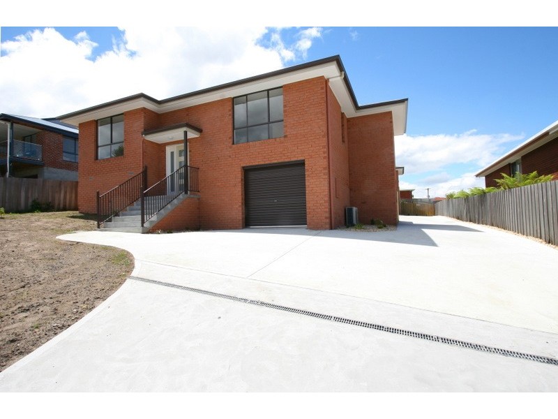 1/10 Victor Place, Glenorchy TAS 7010