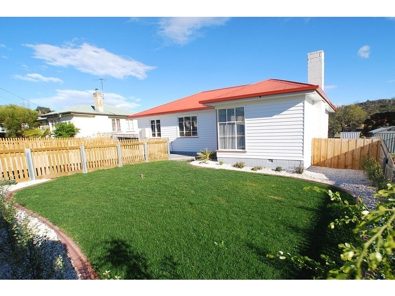 6 Erebus Street, Warrane TAS 7018