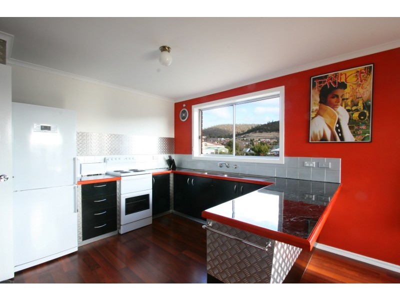 2/87 Box Hill Road, Claremont TAS 7011