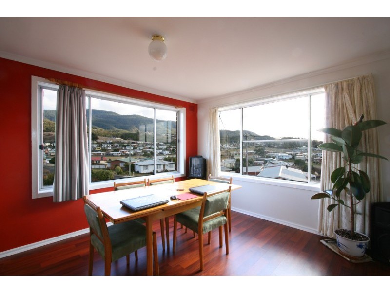 2/87 Box Hill Road, Claremont TAS 7011