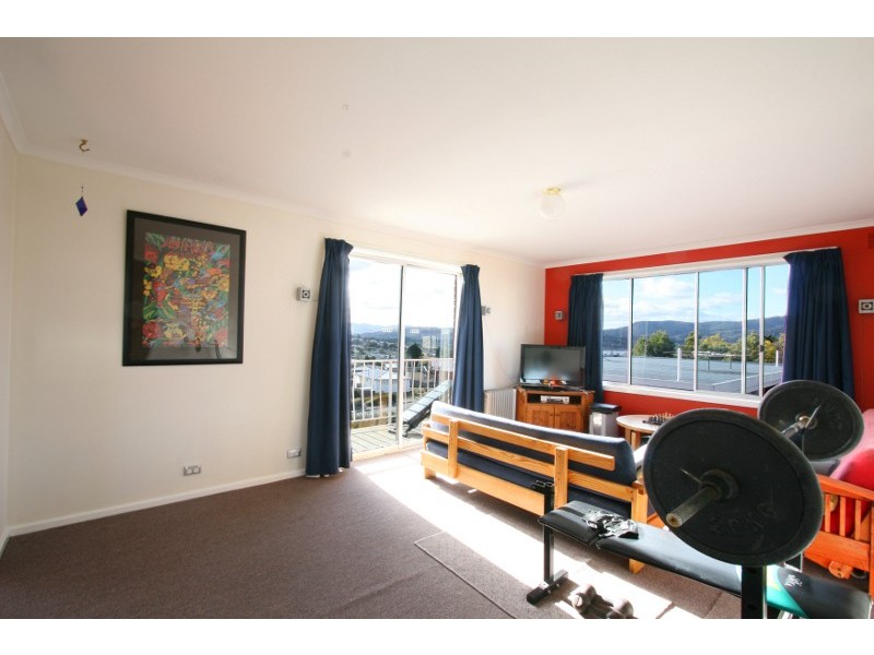 2/87 Box Hill Road, Claremont TAS 7011
