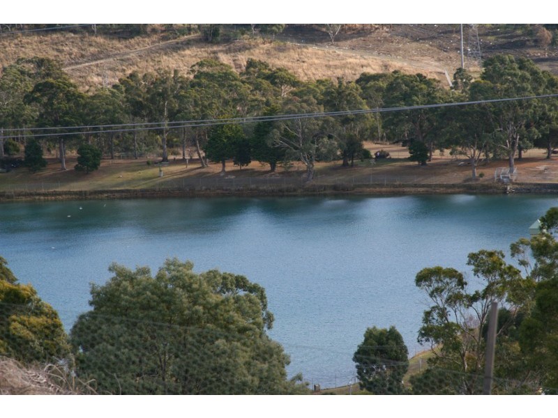 18 Glenwood Road, Glenorchy TAS 7010