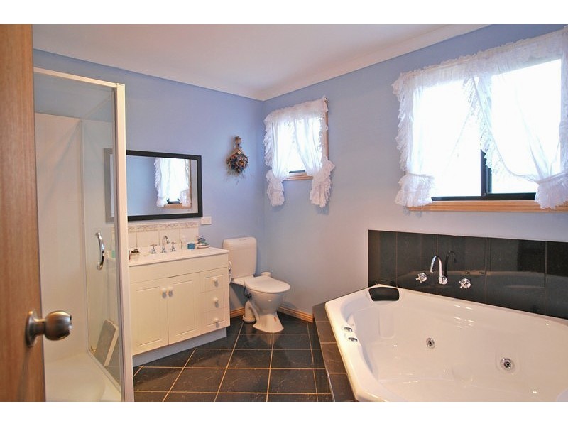185 Black Brush Road, Mangalore TAS 7030