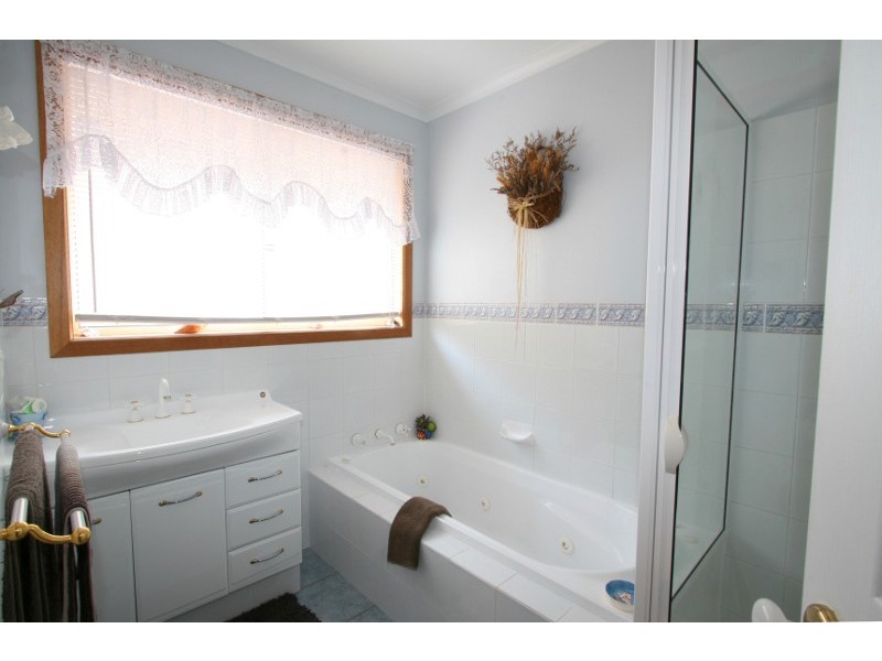 16 Ransley Court, West Moonah TAS 7009