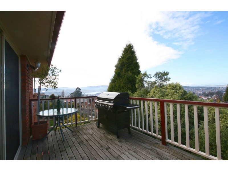 16 Ransley Court, West Moonah TAS 7009