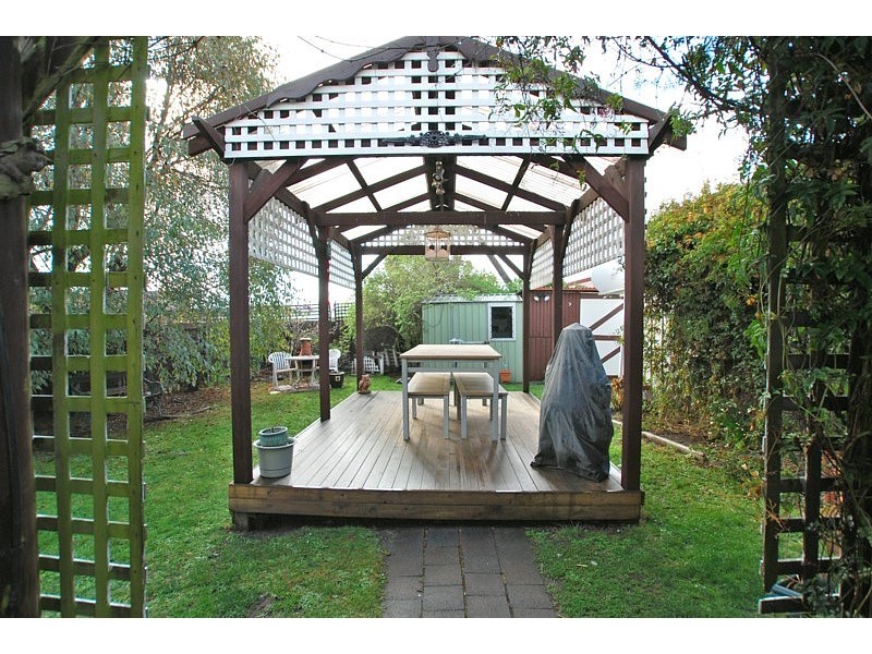 1 Tamboon Road, Berriedale TAS 7011
