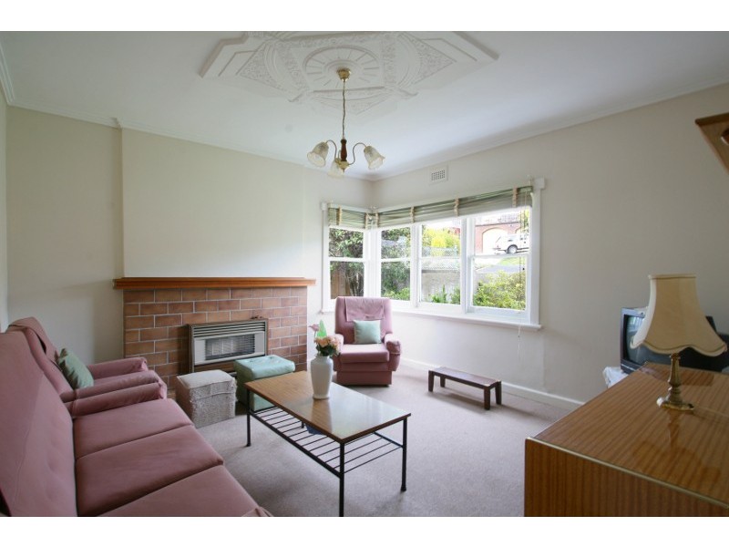 6 Caversham Road, West Moonah TAS 7009