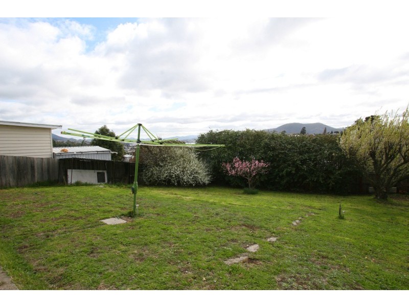 6 Caversham Road, West Moonah TAS 7009