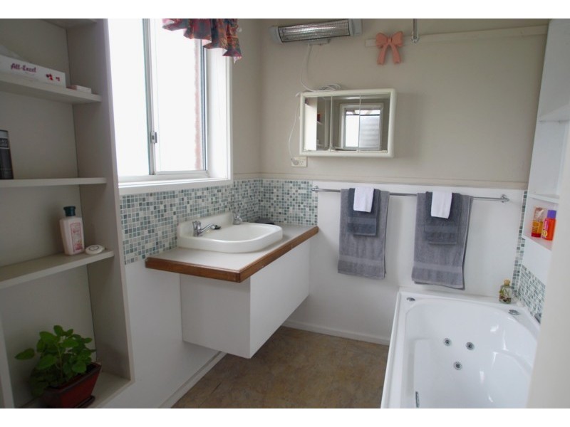 1 James Street, Bothwell TAS 7030