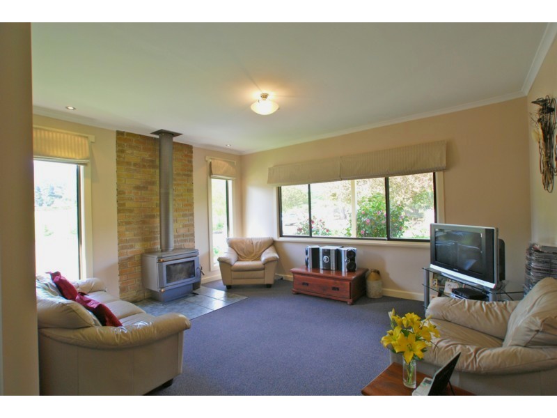 609 Back River Road, Magra TAS 7140