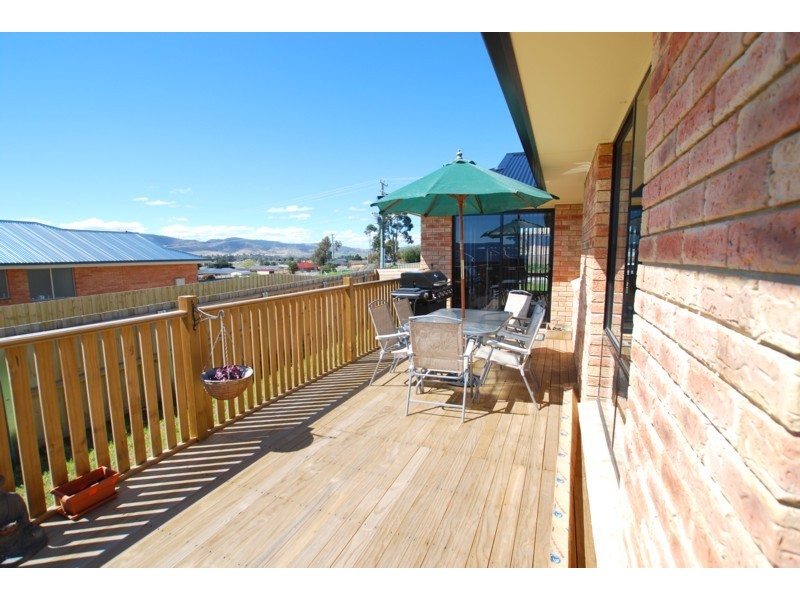 17 Brooke Street, Brighton TAS 7030
