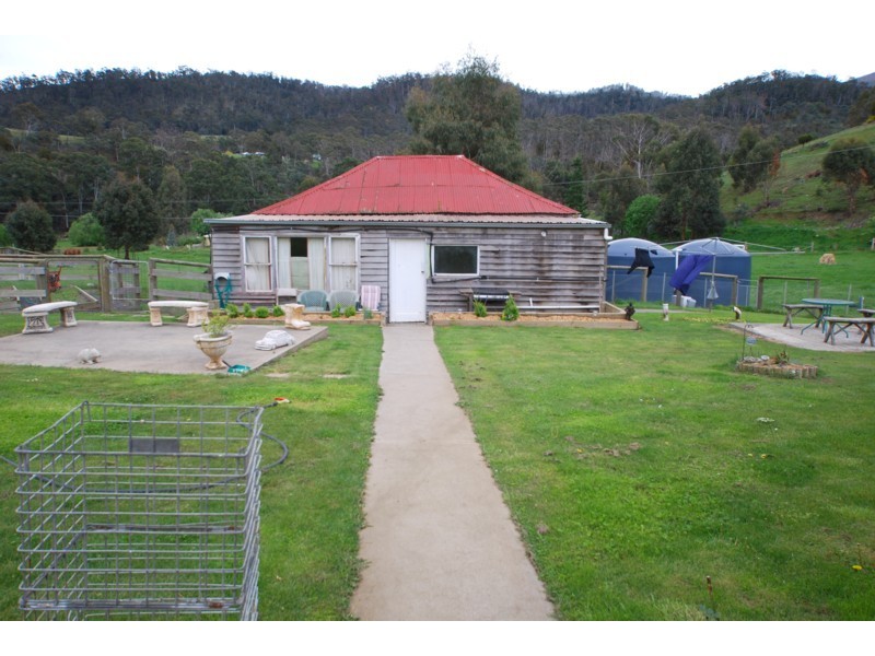 670 Back River Road, Magra TAS 7140