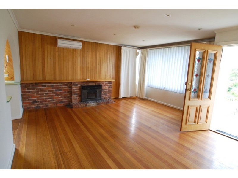 8 Spring Street, Claremont TAS 7011