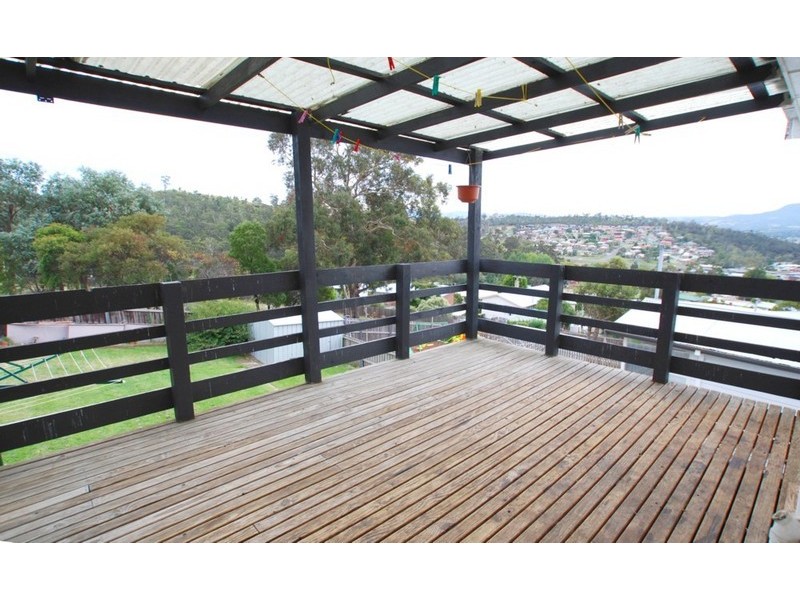 8 Spring Street, Claremont TAS 7011