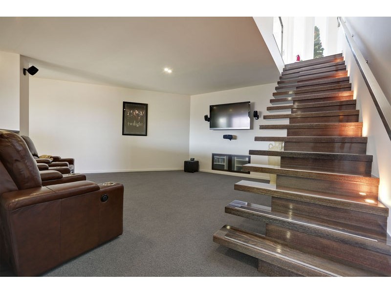 14 Peacock Court, Rosetta TAS 7010