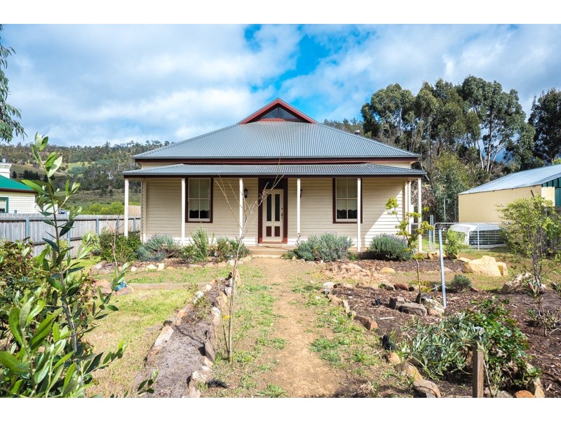37 Swan Street, Bagdad TAS 7030