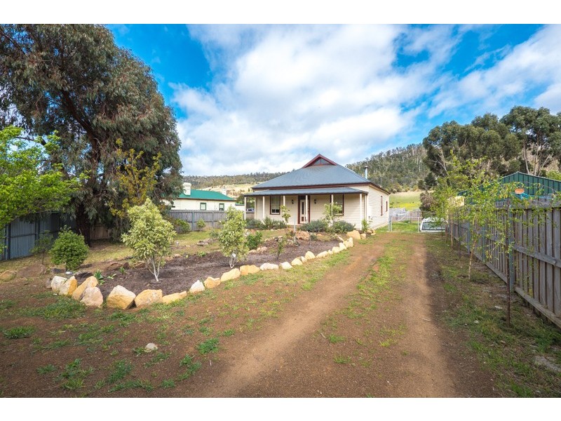 37 Swan Street, Bagdad TAS 7030