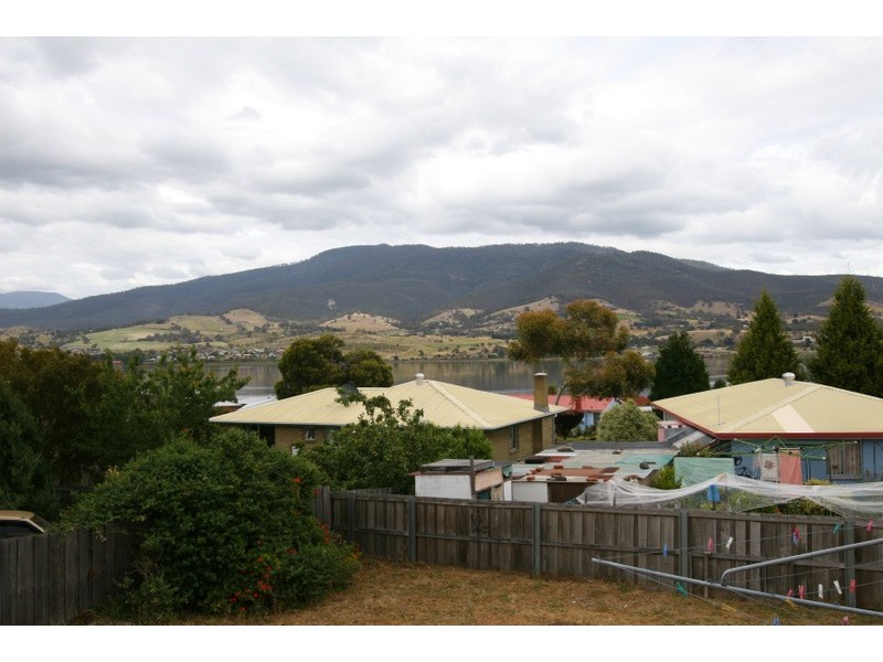 11 Douglas Drive, Bridgewater TAS 7030