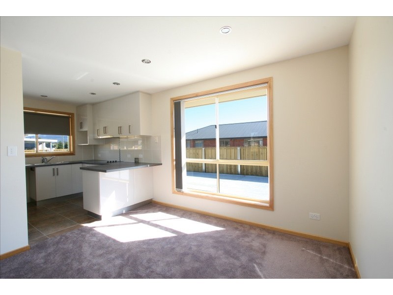 1/9  Thomas Court, Brighton TAS 7030