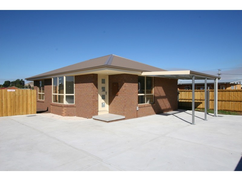2/9 Thomas Court, Brighton TAS 7030