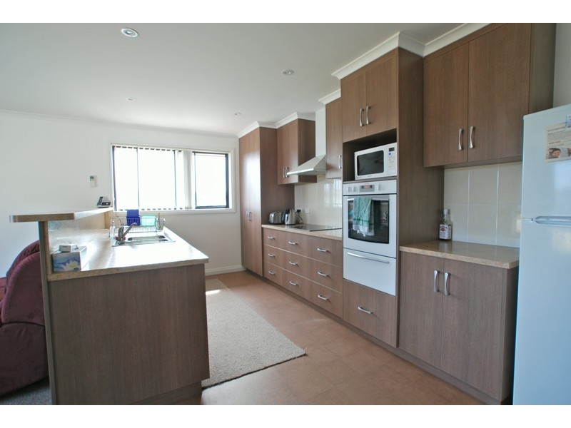 2/19 Melissa Street, Brighton TAS 7030