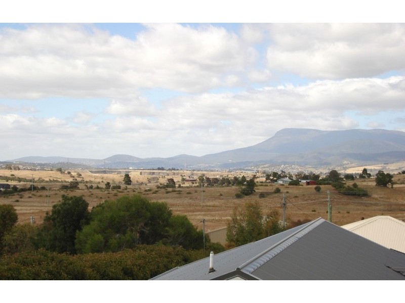 2/20 Morrison Street, Brighton TAS 7030