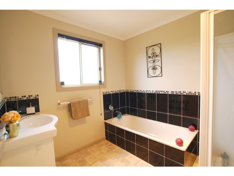 9 Howlett Court, Brighton TAS 7030