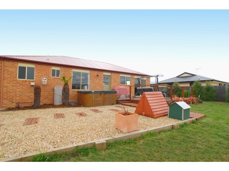 9 Howlett Court, Brighton TAS 7030