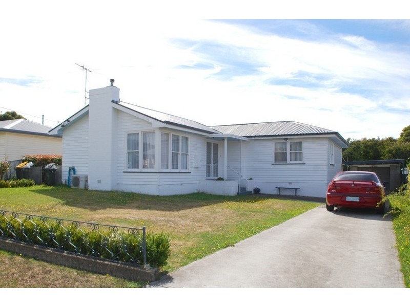 10 Lucas Street, Howrah TAS 7018