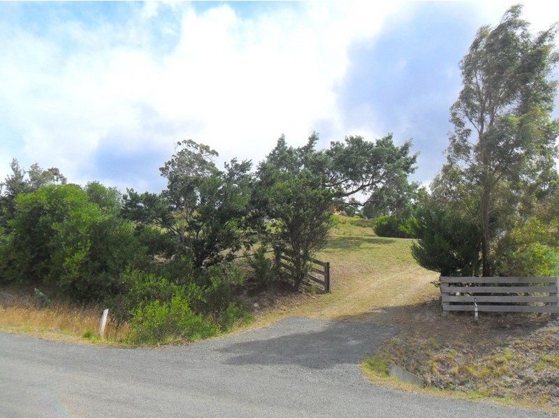 32 Riviera Drive, Carlton TAS 7173