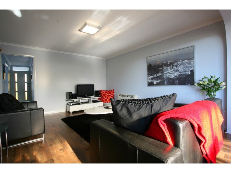 2/7 Verbena Place, Glenorchy TAS 7010