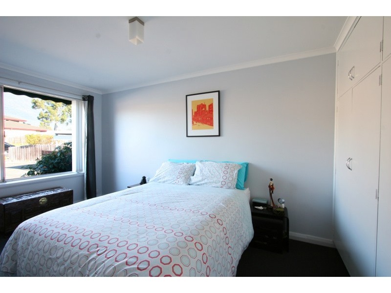 2/7 Verbena Place, Glenorchy TAS 7010