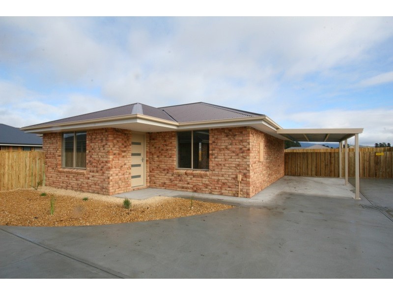 2/16 Dollery Court, Brighton TAS 7030